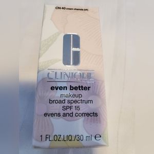 Clinique Even Better Broad Spectrum SPF 15 Foundation - Cream Chamois